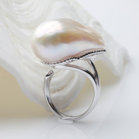 Сребърен пръстен с лилава бароков перла, 17-20мм