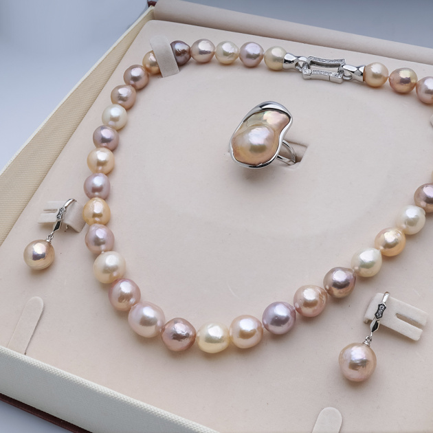 Комплект колие, пръстен и обеци с барокови перли, 10-14мм, 17-20мм