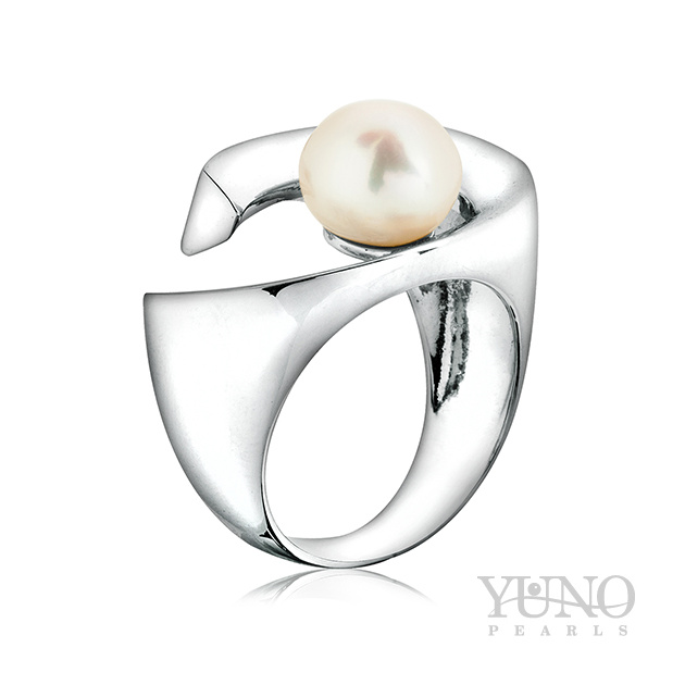 Сребърен пръстен с бяла перла, 9-10мм