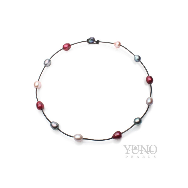 Колие тъмно кафява кожа, цветни перли, 11-12мм