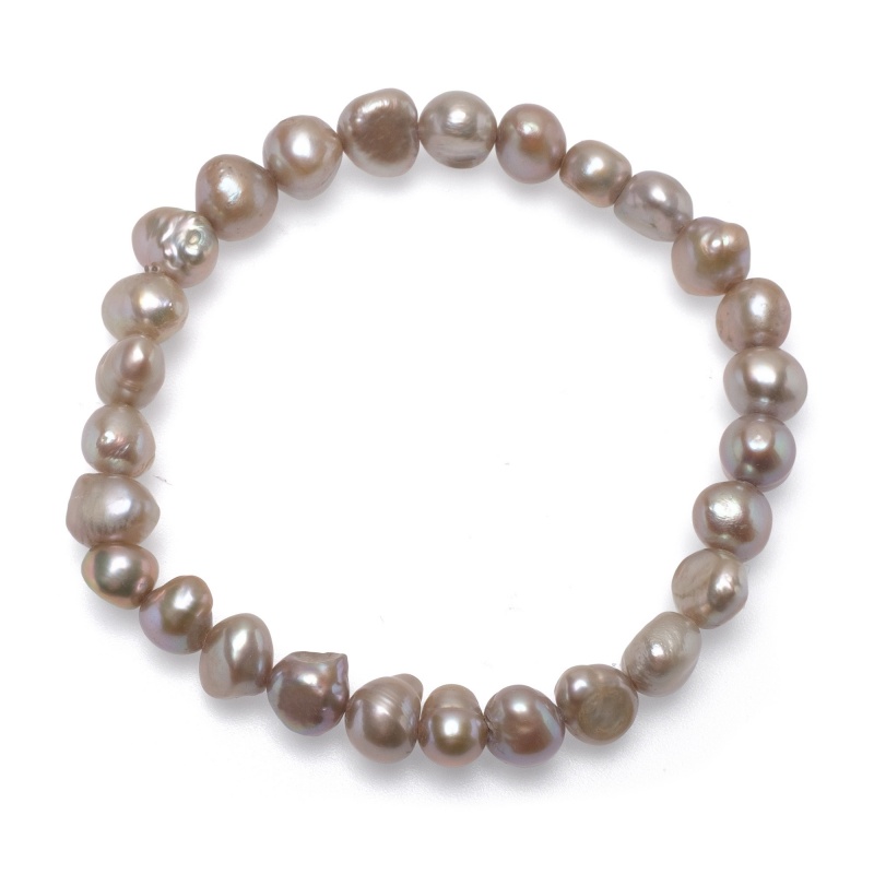 Гривна с бежови асиметрични перли, 6-7мм, 19см