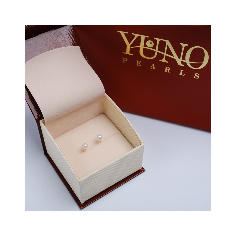 Обеци 18К злато с бели перли 4-4.5мм