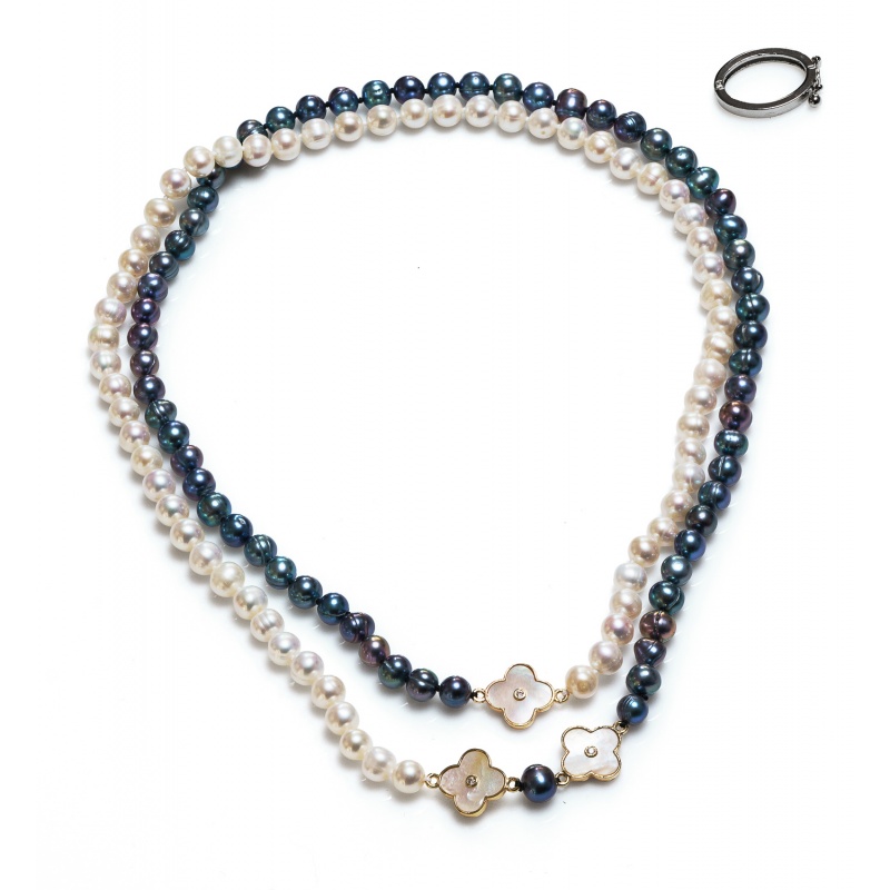 Колие 7-8 мм бели и тъмни пeрли и 3 елемента цветя, 98см