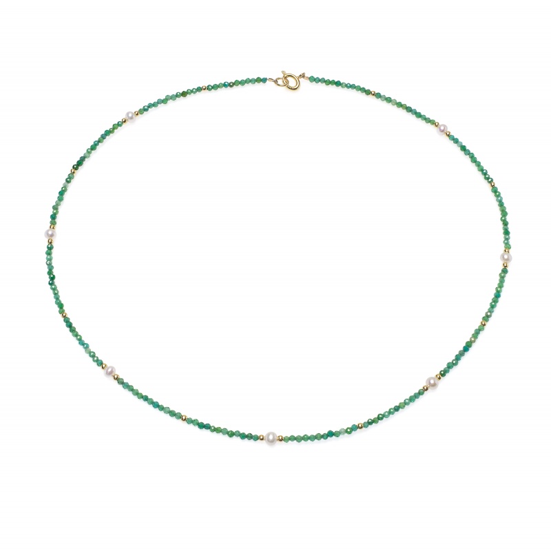 Колие с 3,5-4мм бели перли и зелен шпинел, 42см.