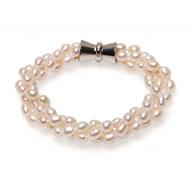 Гривна 3 реда бели перли5-6мм ,магнитна закопчалка,20см