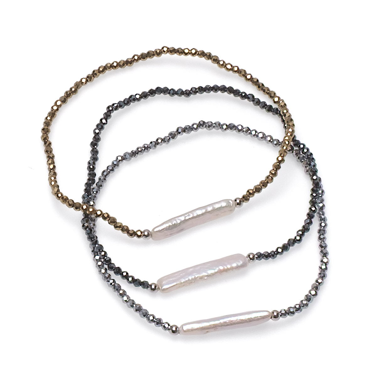 Гривна с 1 пръчковидна бяла перла и златист хематит